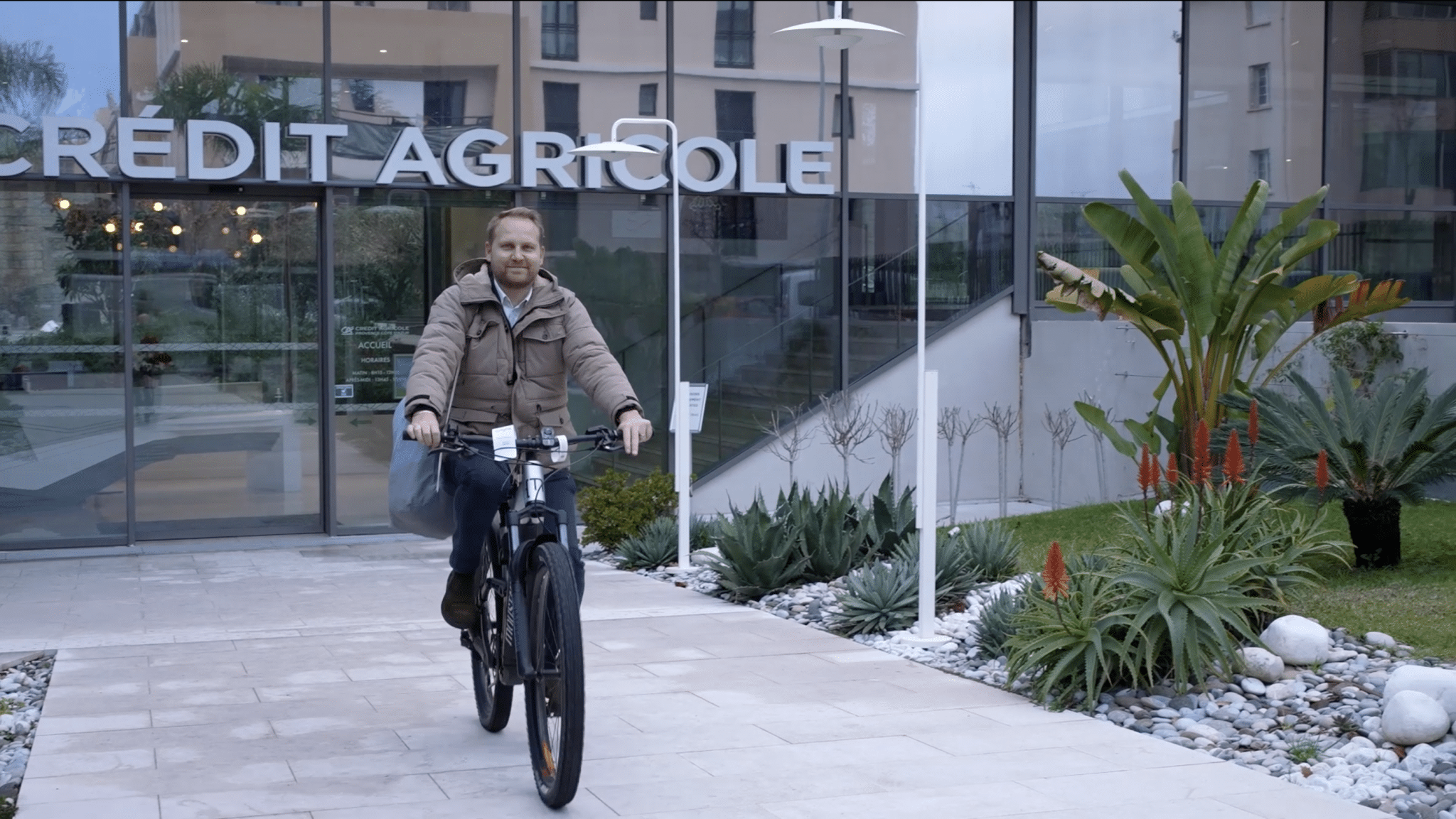 Crédit Agricole PCA - Le vélo collaborateur